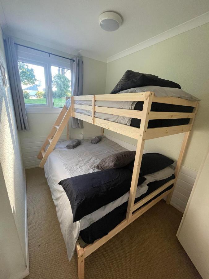 2 Bedroom Holiday Chalet Near Bude Kilkhampton Экстерьер фото